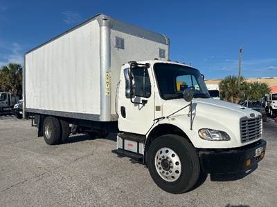 Freightliner M2 20 ft Box Truck - 260HP, 6 Speed Automatic, Roll up Door