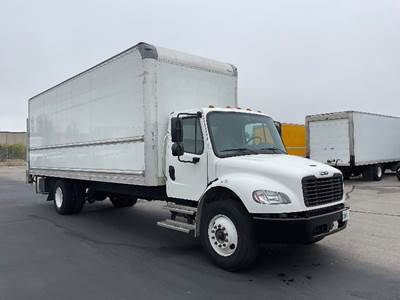 Freightliner M2 Box Truck - 220HP, 6 Speed Automatic, Roll up Door