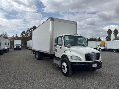 Freightliner M2 24 ft Box Truck - 240HP, 6 Speed Automatic, Roll up Door