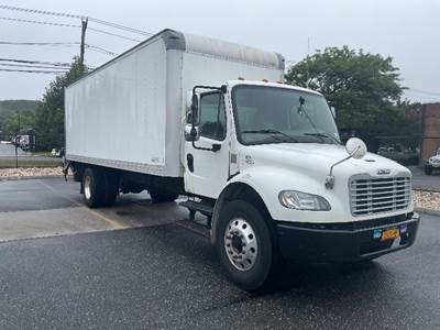 Freightliner M2 Box Truck - 220HP, 6 Speed Automatic, Roll up Door
