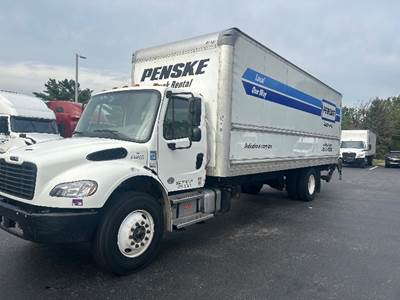 Freightliner M2 Box Truck - 250HP, 6 Speed Automatic, Roll up Door