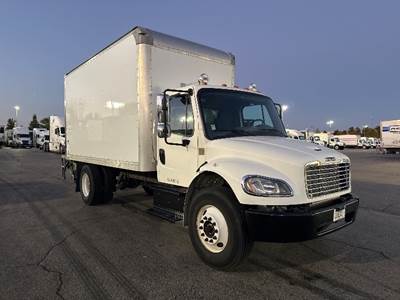 Freightliner M2 16 ft Box Truck - 220HP, 6 Speed Automatic, Roll up Door
