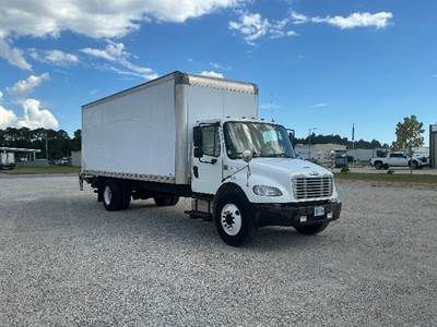 Freightliner M2 24 ft Box Truck - 260HP, 6 Speed Automatic, Roll up Door