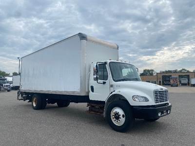 Freightliner M2 26 ft Box Truck - 260HP, 7 Speed Automatic, Roll up Door