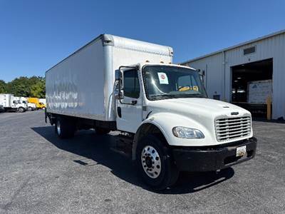 Freightliner M2 26 ft Box Truck - 220HP, 6 Speed Automatic, Roll up Door