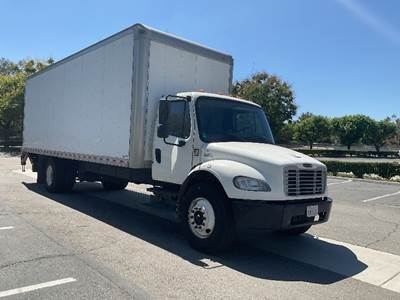 Freightliner M2 Box Truck - 220HP, 7 Speed Automatic, Roll up Door
