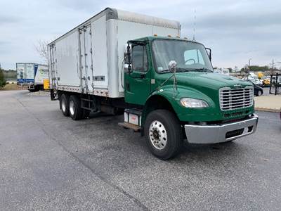Freightliner M2 Box Truck - 300HP, 6 Speed Automatic, Roll up Door