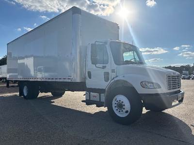 Freightliner M2 Box Truck - 220HP, 6 Speed Automatic, Roll up Door