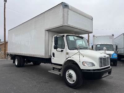 Freightliner M2 Box Truck - 220HP, 6 Speed Automatic, Roll up Door