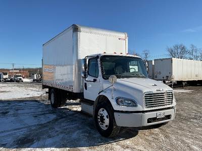 Freightliner M2 Box Truck - 240HP, 6 Speed Automatic, Roll up Door