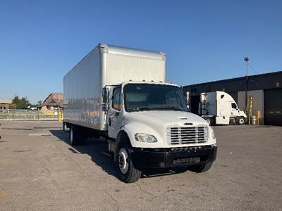 Freightliner M2 26 ft Box Truck - 240HP, 6 Speed Automatic, Roll up Door