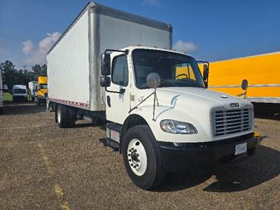 Freightliner M2 Box Truck - 220HP, 6 Speed Automatic, Roll up Door