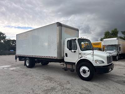 Freightliner M2 24 ft Box Truck - 220HP, 6 Speed Manual, Roll up Door