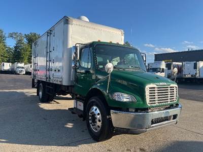 Freightliner M2 20 ft Box Truck - 250HP, 6 Speed Automatic, Roll up Door
