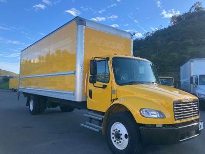 Freightliner M2 Box Truck - 220HP, 6 Speed Automatic, Roll up Door