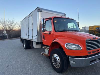 Freightliner M2 Box Truck - 300HP, 6 Speed Automatic, Roll up Door