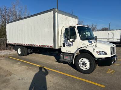 Freightliner M2 Box Truck - 220HP, 6 Speed Automatic, Roll up Door