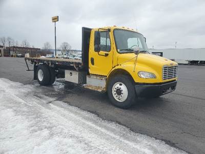 Freightliner M2 Box Truck - 250HP, 6 Speed Automatic