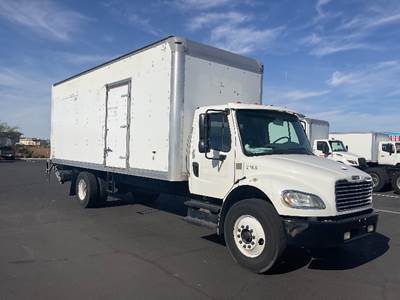 Freightliner M2 Box Truck - 220HP, 6 Speed Automatic, Roll up Door