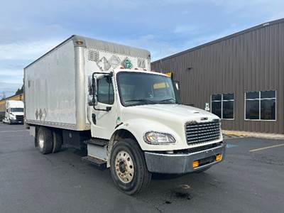 Freightliner M2 Box Truck - 250HP, 6 Speed Automatic, Roll up Door