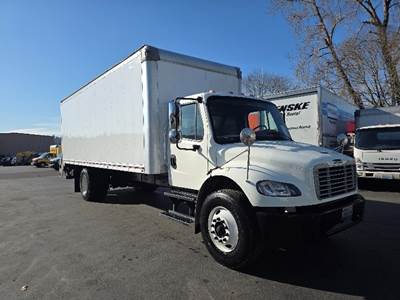 Freightliner M2 Box Truck - 220HP, 6 Speed Automatic