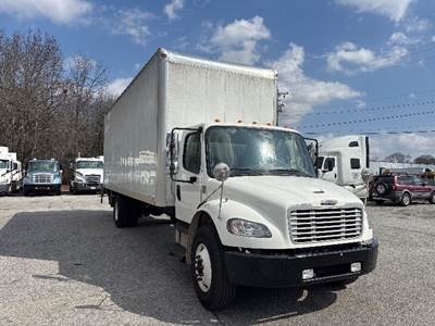 Freightliner M2 Box Truck - 220HP, 7 Speed Automatic, Roll up Door