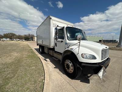 Freightliner M2 Box Truck - 250HP, 6 Speed Automatic, Roll up Door