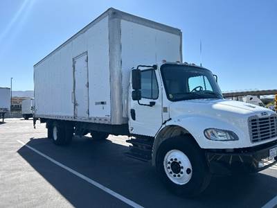 Freightliner M2 Box Truck - 220HP, 6 Speed Automatic, Roll up Door