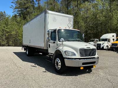 Freightliner M2 Box Truck - 260HP, 6 Speed Automatic, Roll up Door