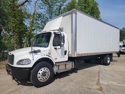 Freightliner M2 Box Truck - 240HP, 6 Speed Automatic, Roll up Door