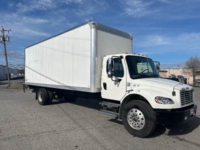 Freightliner M2 Box Truck - 220HP, 6 Speed Automatic, Roll up Door