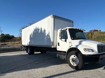 Freightliner M2 Box Truck - 220HP, 6 Speed Automatic, Roll up Door