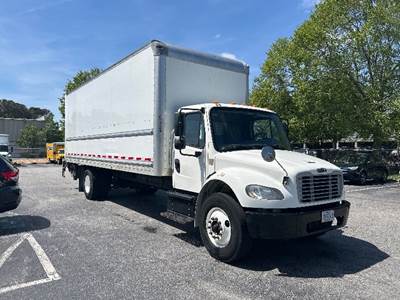 Freightliner M2 Box Truck - 220HP, 6 Speed Automatic, Roll up Door