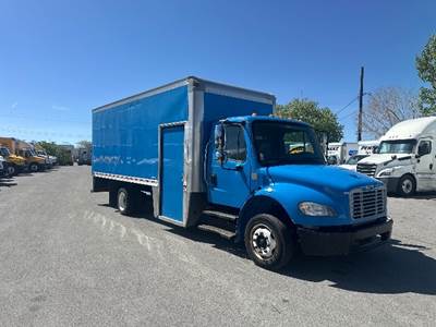 Freightliner M2 Box Truck - 200HP, 6 Speed Automatic, Roll up Door