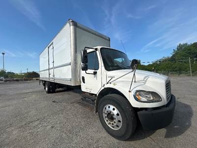 Freightliner M2 Box Truck - 220HP, 7 Speed Automatic, Roll up Door