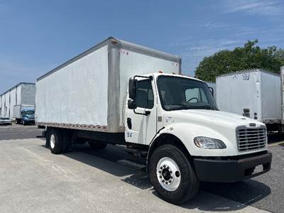 Freightliner M2 Box Truck - 220HP, 6 Speed Automatic