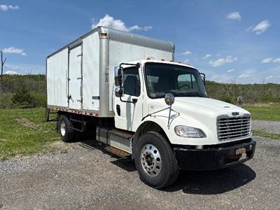 Freightliner M2 Box Truck - 260HP, 6 Speed Automatic, Roll up Door
