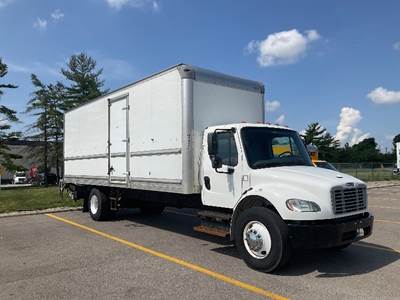 Freightliner M2 Box Truck - 220HP, 6 Speed Automatic, Roll up Door