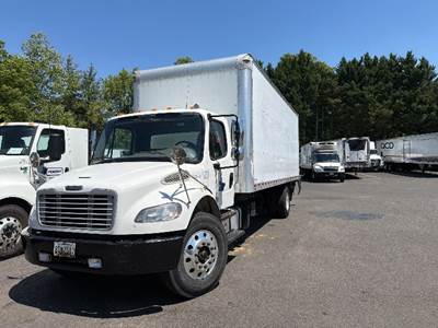 Freightliner M2 Box Truck - 220HP, 6 Speed Automatic, Roll up Door