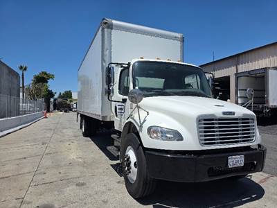Freightliner M2 Box Truck - 220HP, 7 Speed Automatic, Roll up Door