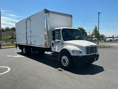Freightliner M2 Box Truck - 220HP, 6 Speed Automatic, Roll up Door