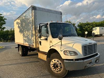 Freightliner M2 Box Truck - 220HP, 6 Speed Automatic, Roll up Door