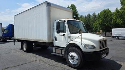 Freightliner M2 Box Truck - 220HP, 6 Speed Automatic, Roll up Door