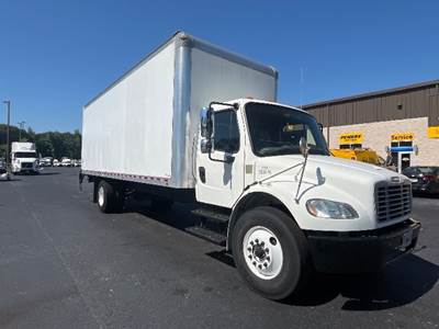 Freightliner M2 Box Truck - 220HP, 6 Speed Automatic, Roll up Door