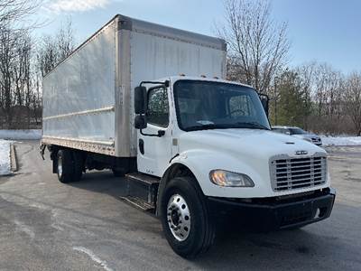 Freightliner M2 Box Truck - 230HP, 6 Speed Automatic, Roll up Door