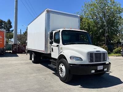 Freightliner M2 Box Truck - 220HP, 7 Speed Automatic, Roll up Door