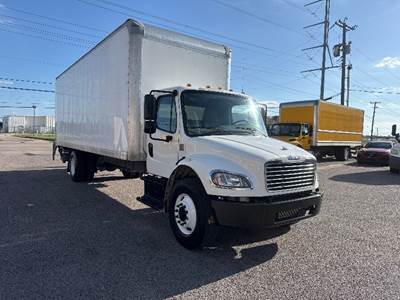 Freightliner M2 Box Truck - 220HP, 7 Speed Automatic, Roll up Door