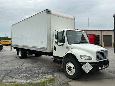 Freightliner M2 Box Truck - 220HP, 6 Speed Automatic
