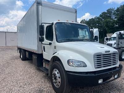 Freightliner M2 Box Truck - 220HP, 6 Speed Automatic, Roll up Door