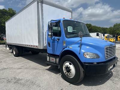 Freightliner M2 Box Truck - 220HP, 6 Speed Automatic, Roll up Door